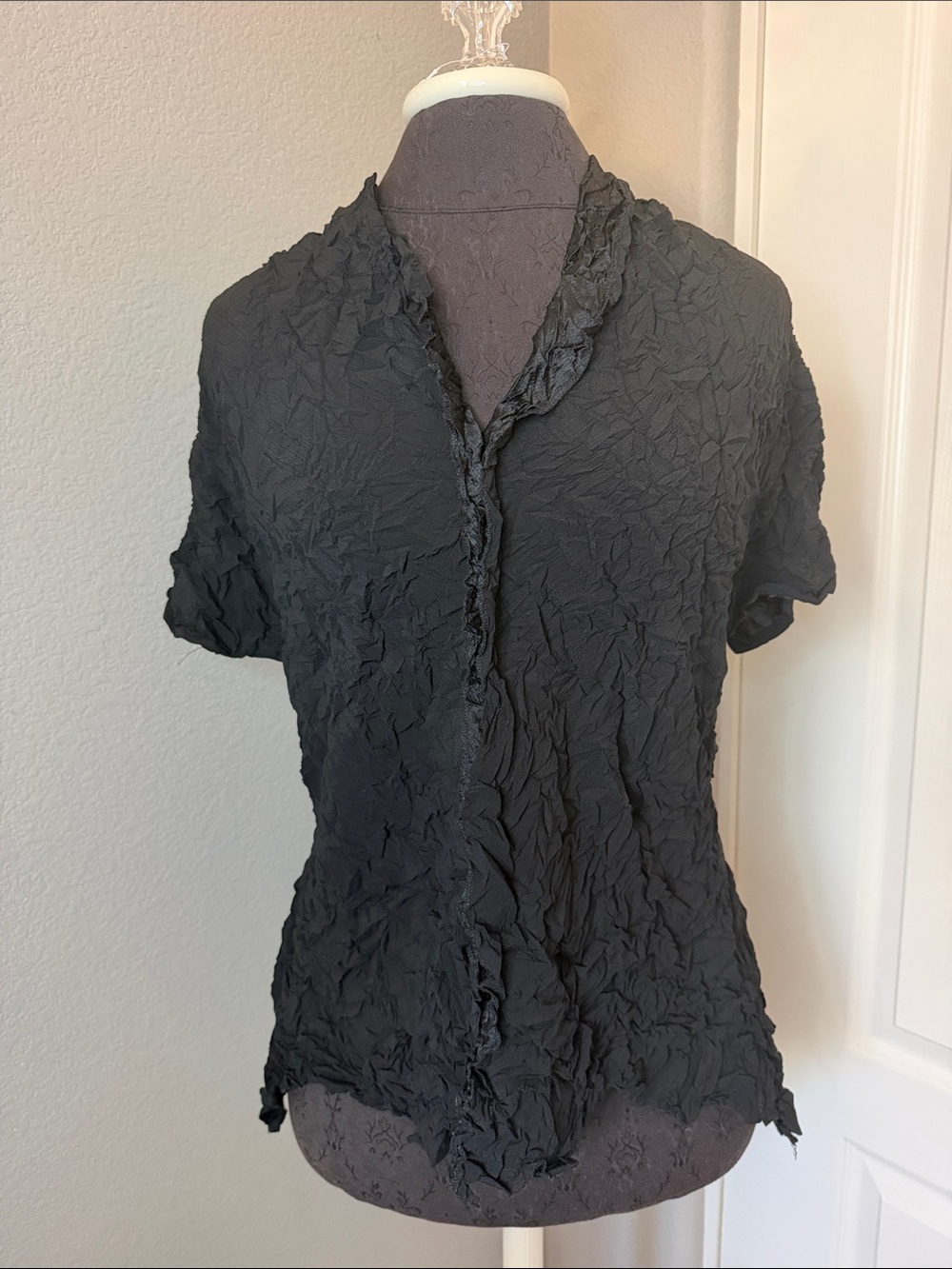 Babette SF Textured Crinkle Black Short-Sleeve Women's Blouse Size XS